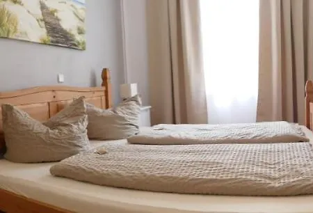 Gasthaus Zum Taubchen Guest house 3*